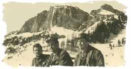 1953 - Marce e trasferimenti invernali. - Col comandante : Cap. Da Giau e il S. Ten. De Paoli.